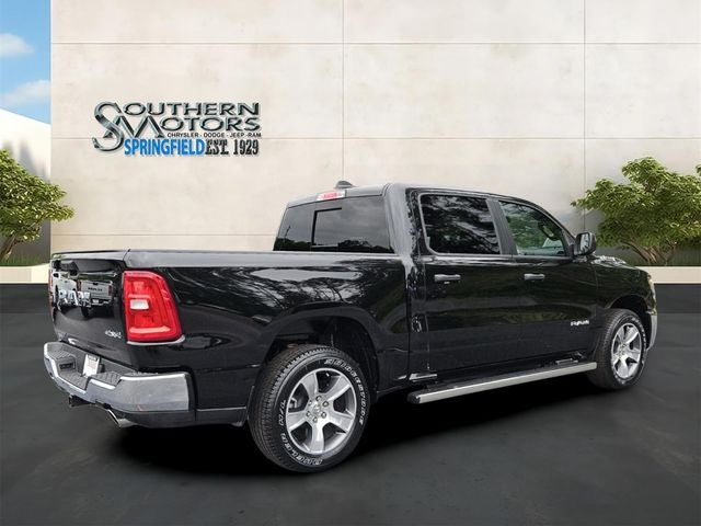 2026 RAM Ram 1500 RAM 1500 TRADESMAN CREW CAB 4X4 5'7' BOX