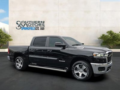 2026 RAM Ram 1500 RAM 1500 TRADESMAN CREW CAB 4X4 5'7' BOX