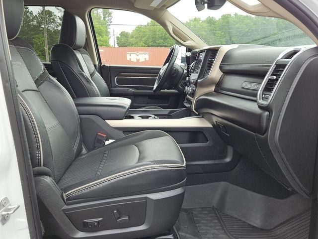 2022 RAM 2500 Laramie Crew Cab 4x4 6'4' Box