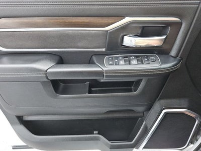2022 RAM 2500 Laramie Crew Cab 4x4 6'4' Box