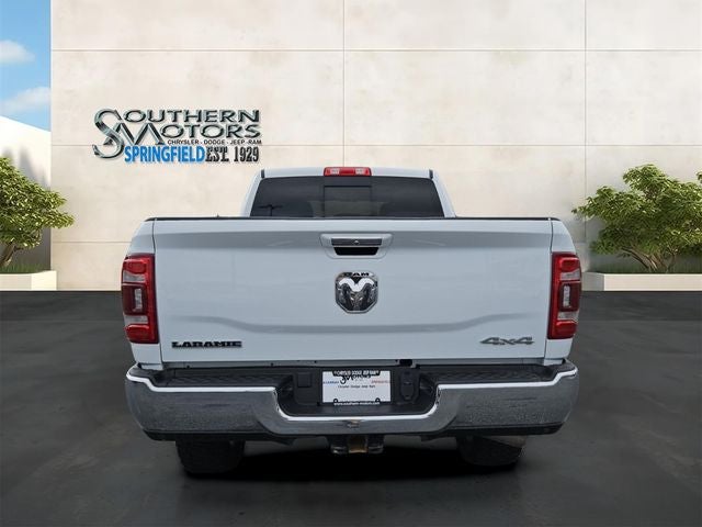 2022 RAM 2500 Laramie Crew Cab 4x4 6'4' Box