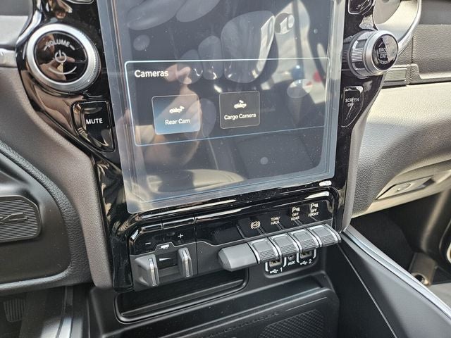 2024 RAM 2500 Laramie Crew Cab 4x4 6'4' Box