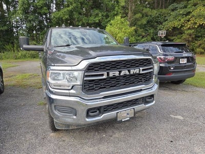 2019 RAM 3500 Chassis Tradesman/SLT/Laramie/Limited