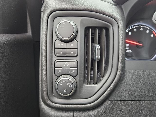 2023 Chevrolet Silverado 1500 4WD Crew Cab Short Bed Custom Trail Boss