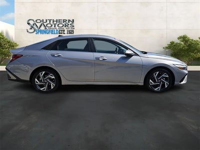2025 Hyundai Elantra SEL Convenience
