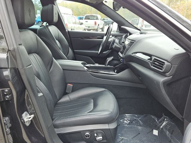 2023 Maserati Levante Modena