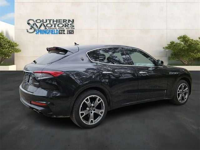 2023 Maserati Levante Modena