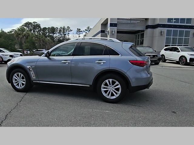 2017 INFINITI QX70 Base