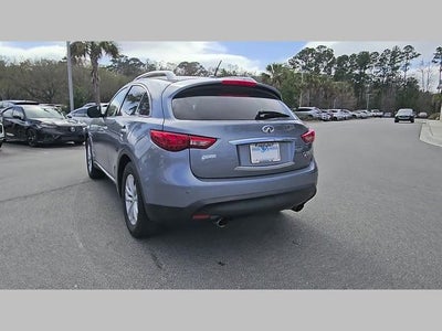 2017 INFINITI QX70 Base