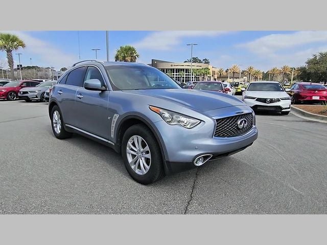 2017 INFINITI QX70 Base