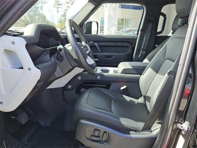 2025 Land Rover Defender 110 S