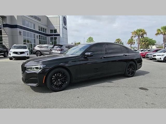 2022 BMW 7 Series 740i