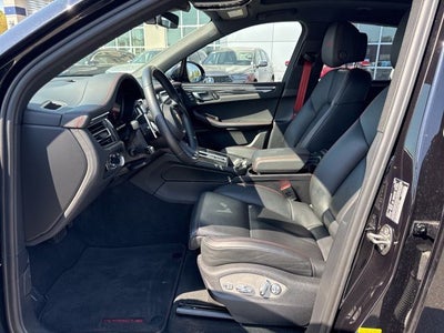 2022 Porsche Macan GTS