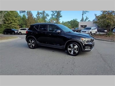 2021 Volvo XC40 Momentum