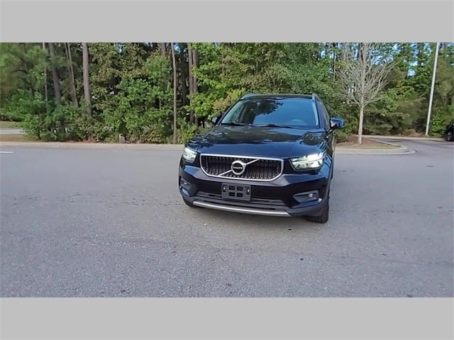 2021 Volvo XC40 Momentum