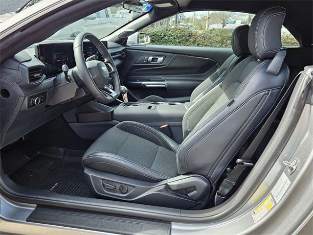 2025 Ford Mustang EcoBoost