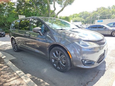 2019 Chrysler Pacifica Touring Plus