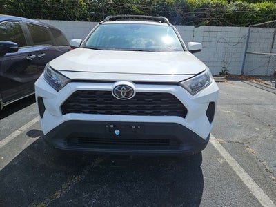 2020 Toyota RAV4 LE