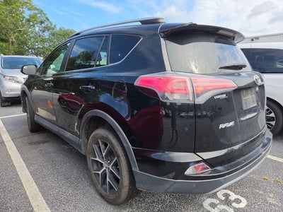 2017 Toyota RAV4 SE
