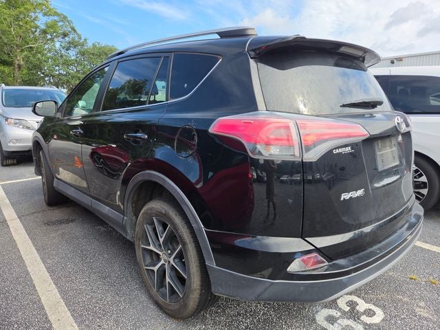 2017 Toyota RAV4 SE
