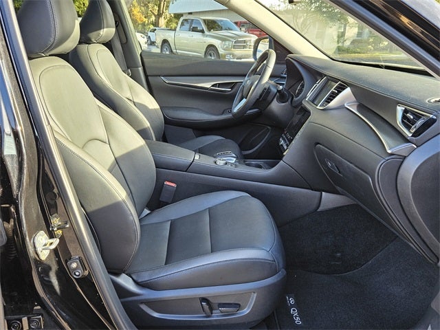 2024 INFINITI QX50 LUXE