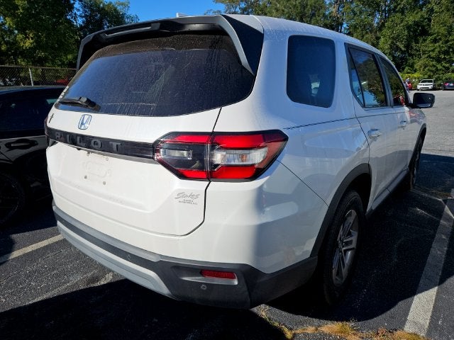 2025 Honda Pilot Base