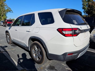 2025 Honda Pilot Base