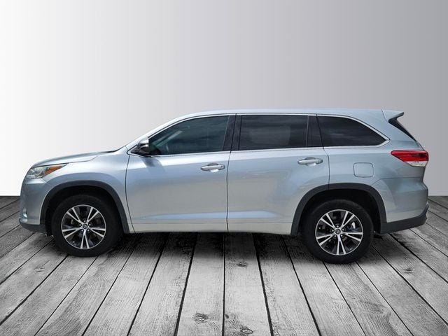 2017 Toyota Highlander LE