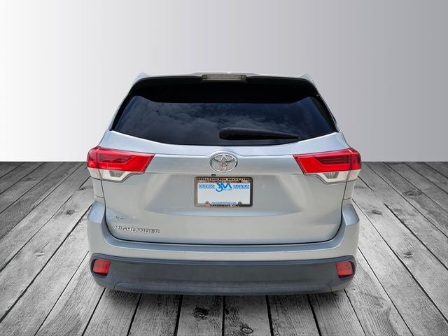 2017 Toyota Highlander LE
