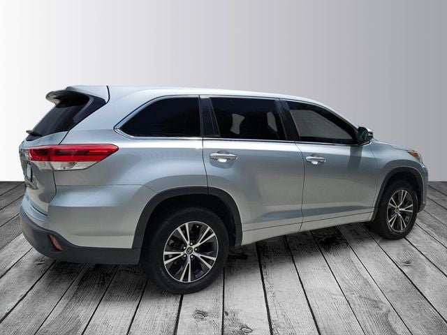 2017 Toyota Highlander LE