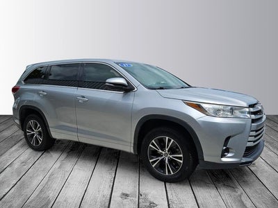 2017 Toyota Highlander LE