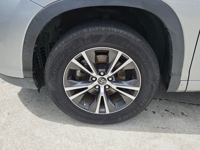 2017 Toyota Highlander LE