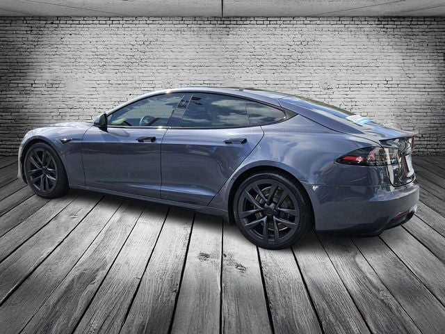 2022 Tesla Model S Plaid
