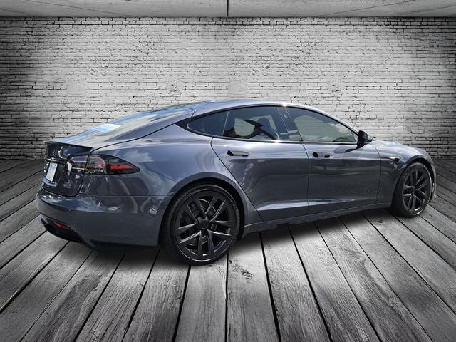 2022 Tesla Model S Plaid