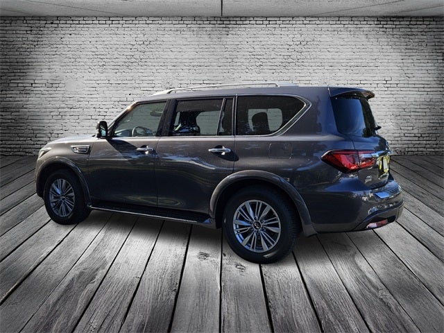 2024 INFINITI QX80 LUXE